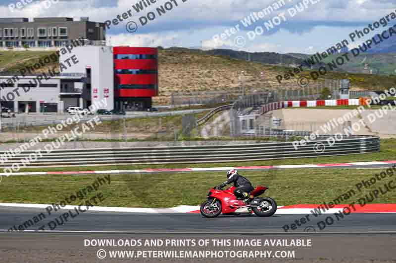 cadwell no limits trackday;cadwell park;cadwell park photographs;cadwell trackday photographs;enduro digital images;event digital images;eventdigitalimages;navarra;no limits trackdays;peter wileman photography;racing digital images;trackday digital images;trackday photos